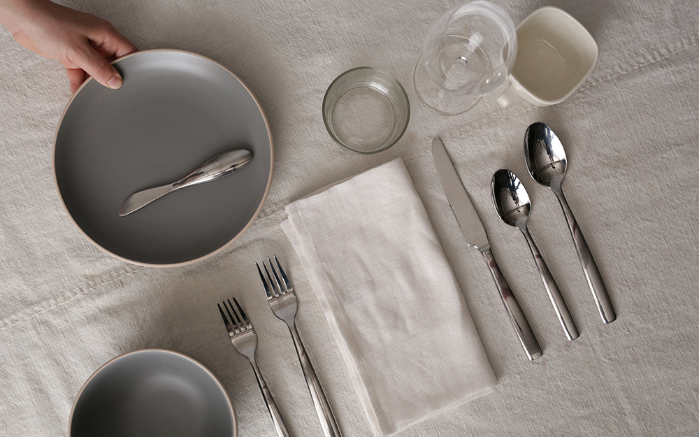 5 Expert Tips to Choose the Perfect Cutlery Set for Your Dining Table!